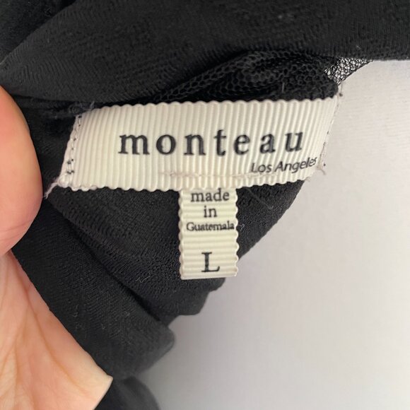 The little black dress with an edge / La petite robe noire avec un edge - Picture 3 of 4